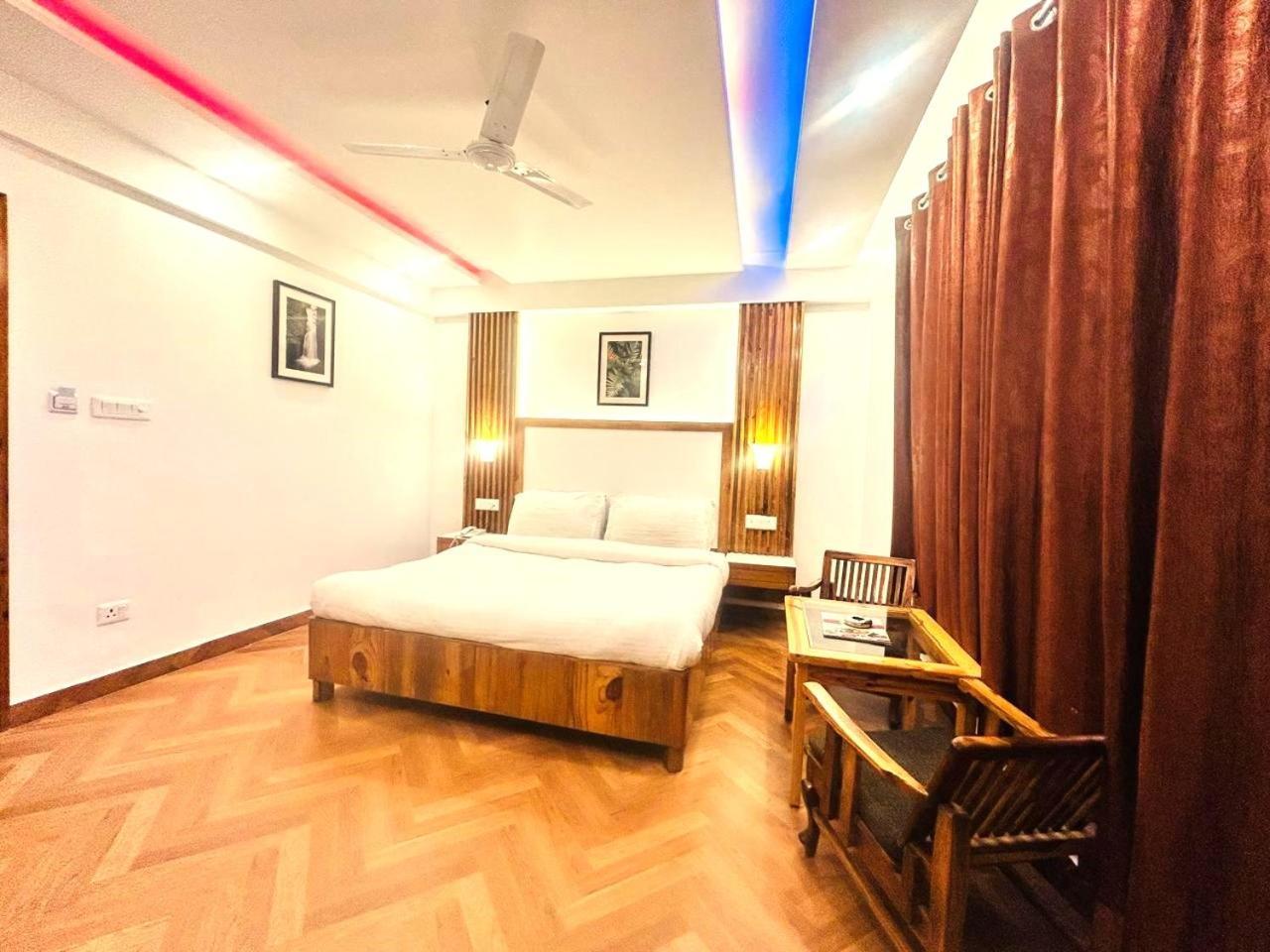 Queens Hill By Edge Mussoorie Exterior foto