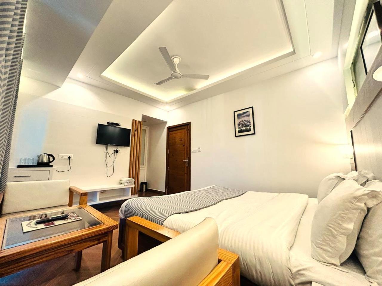 Queens Hill By Edge Mussoorie Exterior foto